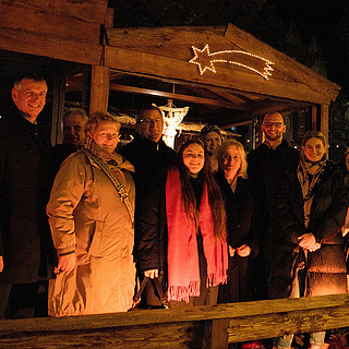 Weihnachtsmarkt der Nationen eröffnet nach 2-jähriger Pause