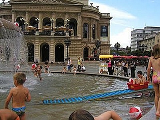 Opernspiele