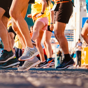 25. Stadtlauf in Hanau: 4.000 Menschen laufen gegen Gewalt an Frauen