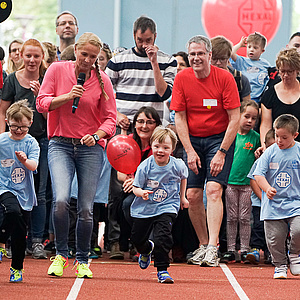 600 Kinder und Jugendliche feiern weltweit größtes Down-Sportlerfestival