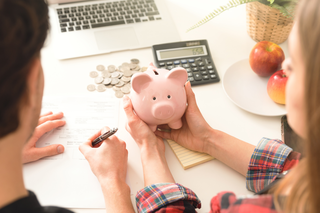 Vom Kindergeld bis Krankenkasse: Diese Finanz-Updates bringen Familien echtes Plus