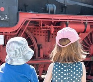 Kinderfest im historischen Bahnbetriebswerk Hanau