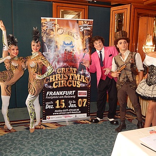 Der Great Christmas Circus bietet eine spektakuläre Jubiläumsshow