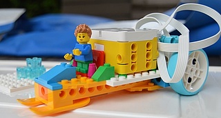 Clever Coding mit LEGO® Spike Essential (7 – 10 Jahre)