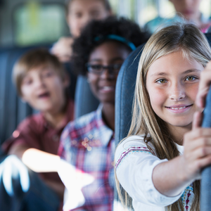 Wiesbaden stärkt die Verkehrssicherheit: Busschule macht Kinder fit für den Alltag