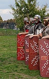 Sonntagsrömer – Vier Soldaten der Vindelikerkohorte und ein römischer Reiter