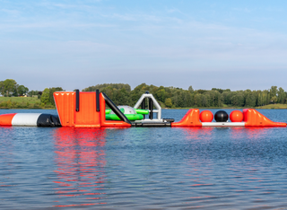 Hüpfparcour Waldschwimmbad