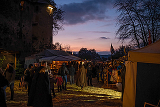 Historischer Ostermarkt auf der Ronneburg