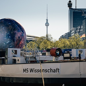 Ausstellungsschiff „MS Wissenschaft“ legt vom 15. - 17. August in Mainz an