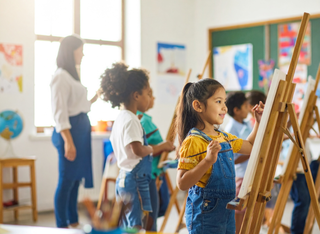 Gestalten + Forschen: Kunst, Körper und Motoren