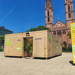 Wiesbaden: Klima-Kiste auf dem Luisenplatz eröffnet