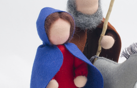 Kleine Puppen nach Waldorf-Art