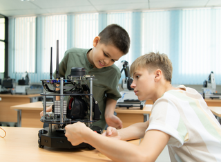 Familienangebot: Kinder-Technik-Werkstatt