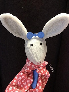 Wir basteln eine Osterhasenhandpuppe