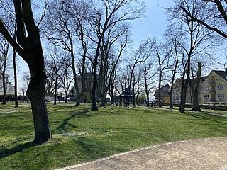 Open Air Kindersachen-Flohmarkt