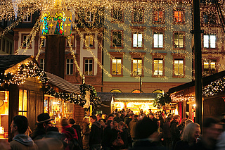 Historischer Weihnachtsmarkt auf dem Domplatz