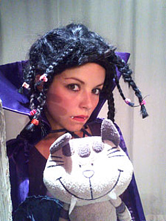 Mona ist ein Vampir