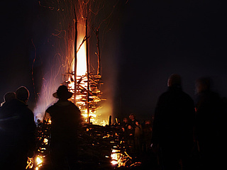 Jahreszeitenfeuer
