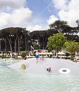 Hu Fabulous Village Rom