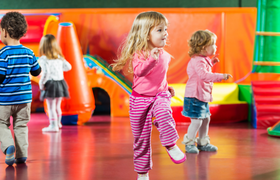 Familien- und Spieltag des Abenteuerspielplatz Frankfurt e. V.