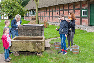 Museumstag 2016: Kinderalltag früher