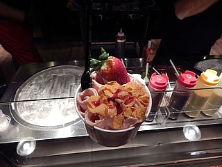 Neueröffnung Cinneli's Ice Cream Rolls