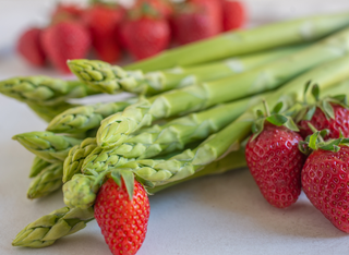 Angrillen zur Spargel- und Erdbeerzeit