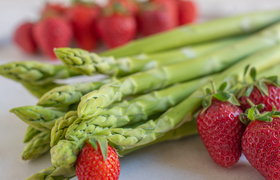 Angrillen zur Spargel- und Erdbeerzeit