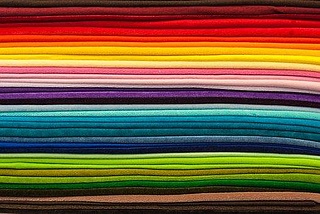 Städel Atelier zu Hause: Sternbilder aus Stoff