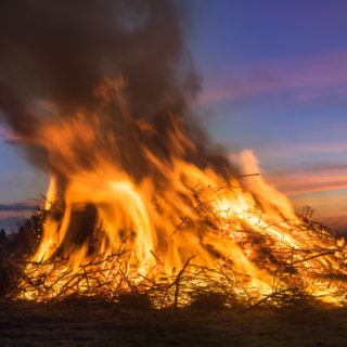 17. Wiesbadener Osterfeuer-Fest