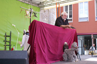 Mainz lebt auf seinen Plätzen: Ted Moré - Puppentheater/Tanzraum
