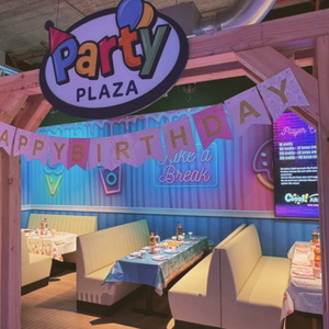 Kindergeburtstag feiern in der Coool! Arena Frankfurt