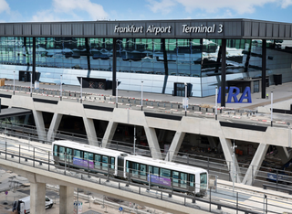 Grosse Eröffnungsfeier Terminal 3