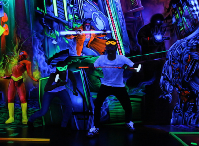 Schwarzlichthelden Minigolf